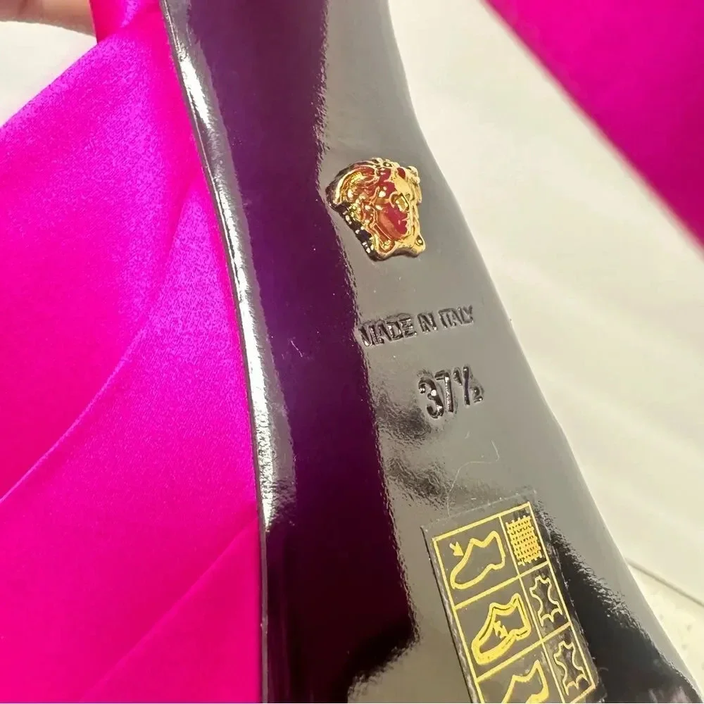 Versace us markings